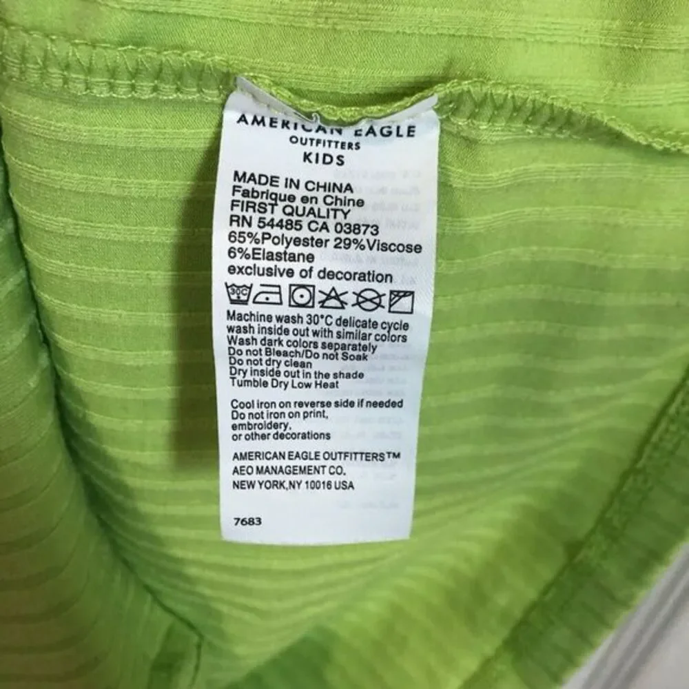 American Eagle‎ Girls Size 16 Green Ribbed Cropped Tee Lettuce-Edge Trim NWT